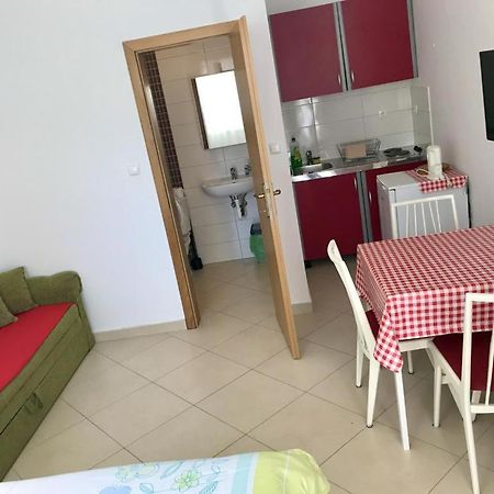 Apartment Ally Crikvenica Buitenkant foto